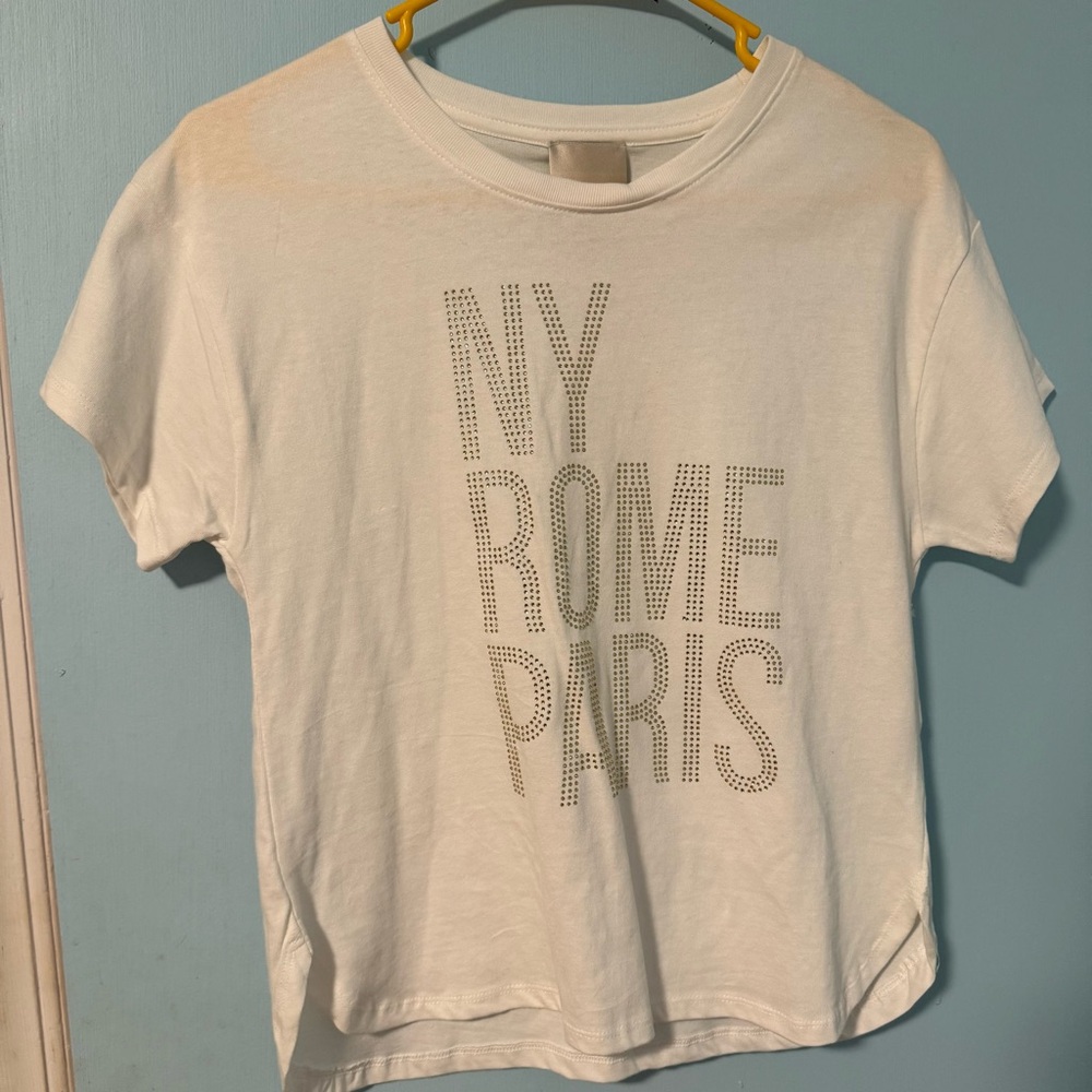 Chic White City Print Women’s Tee - S